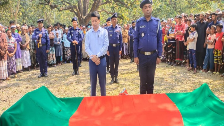 শিবগঞ্জে দুই বীর মুক্তিযোদ্ধার লাশ রাষ্ট্রীয় মর্যদায় দাফন